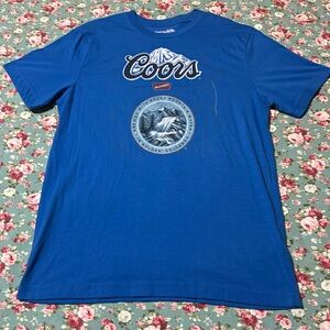 Coors beer 🍺 t-shirt, blue, Medium size, barely used. Comfortable short sleeve.
